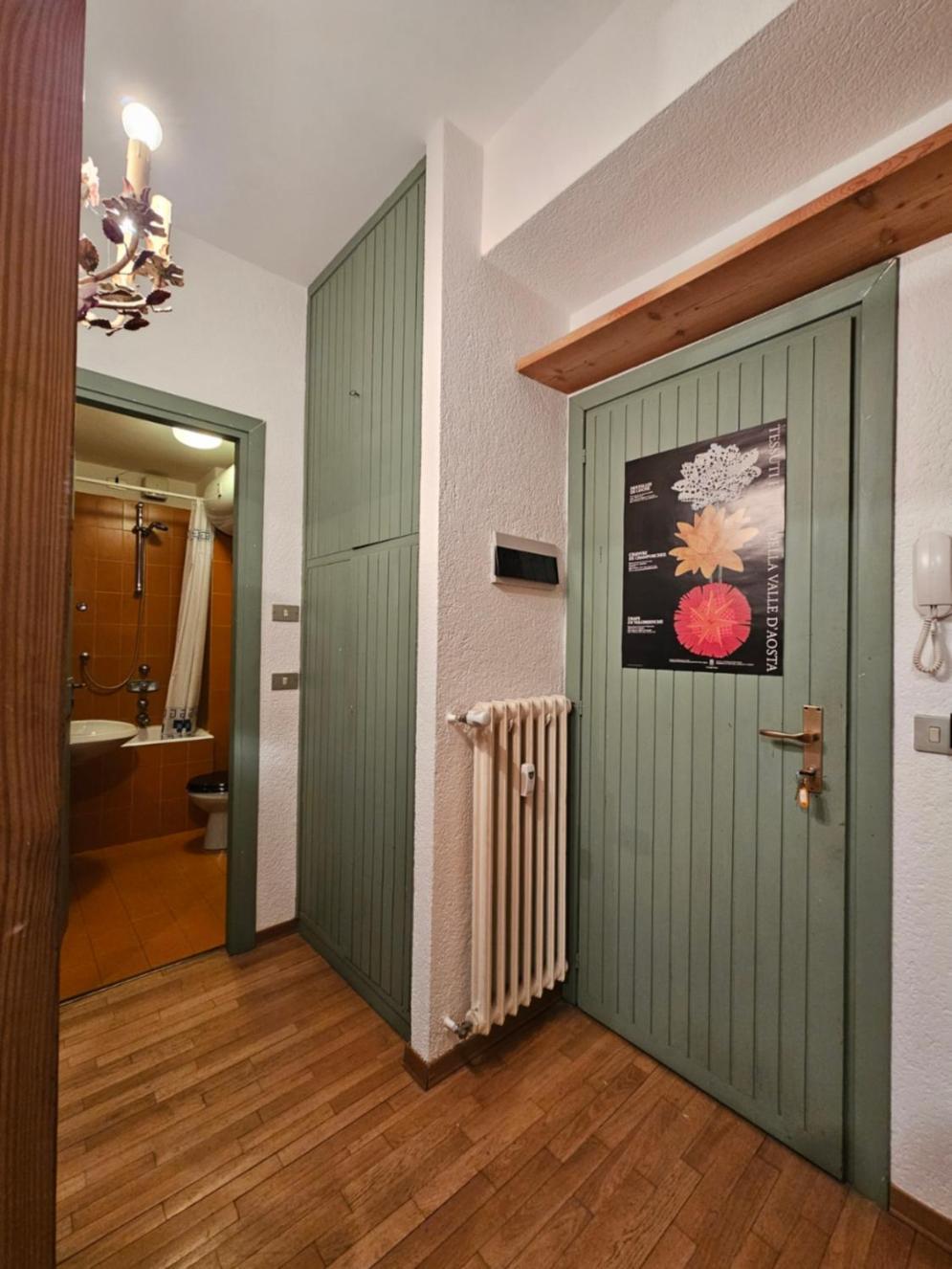 L'Atelier Du Temps - Roseto Apartment Courmayeur Exterior photo